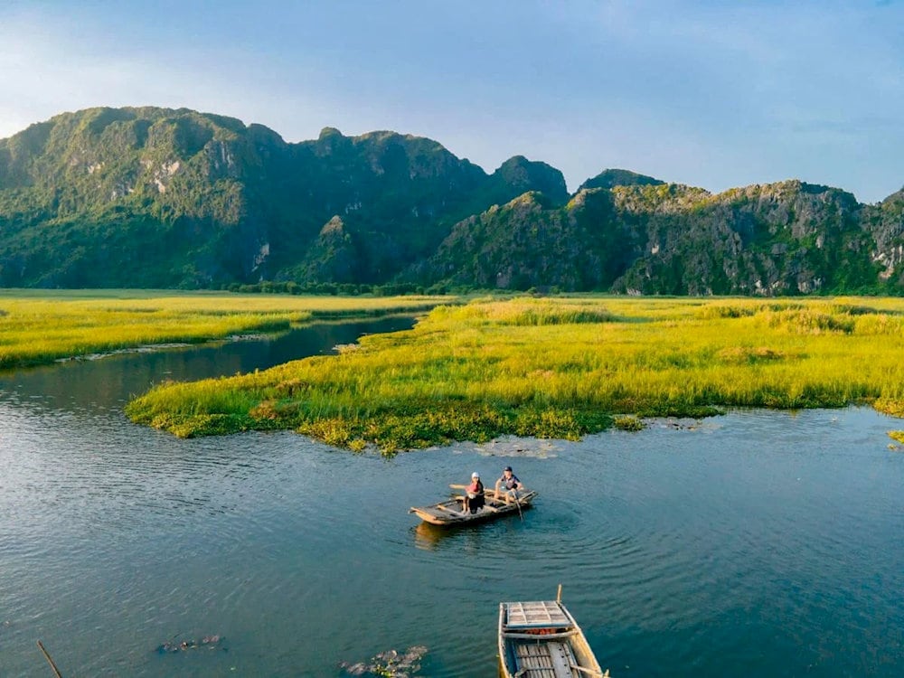 Travelers can easily reach Van Long by car or motorbike from Hanoi and nearby provinces